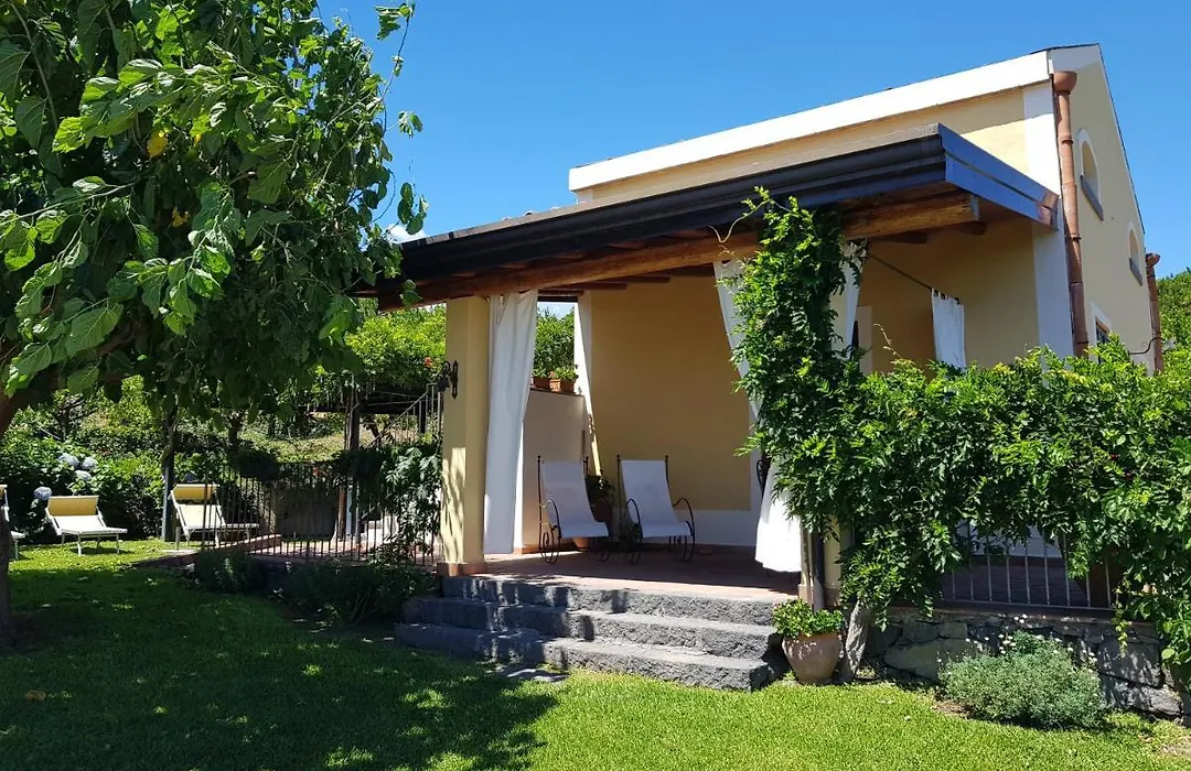 Agriturismo Le Case Di Civi-1